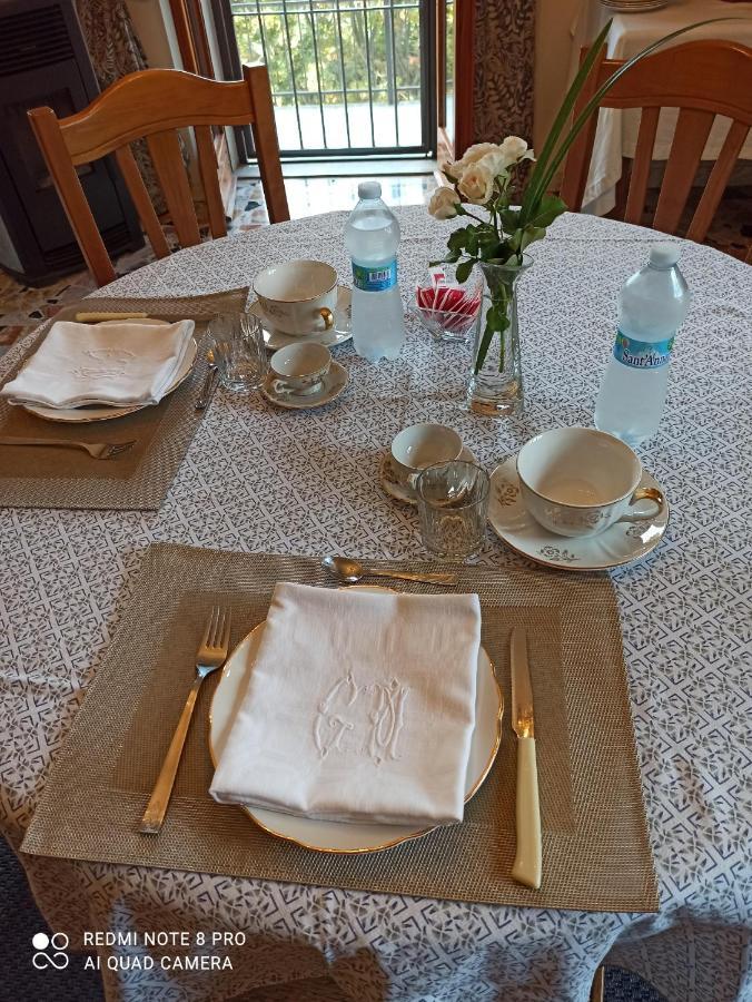 D'Or Duble' Bed And Breakfast Carignano  외부 사진